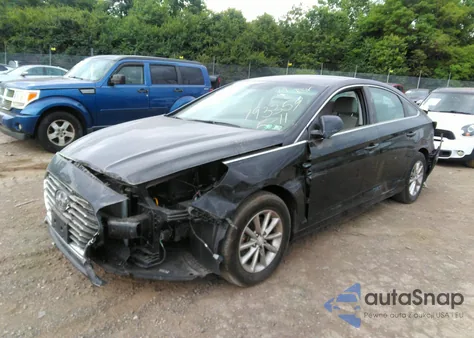 2019 Hyundai Sonata Se z USA, uszkodzony, nr VIN 5NPE24AF7KH793359